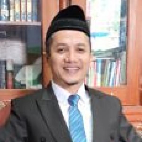  Dr. Ali Trigiyatno, M.Ag.